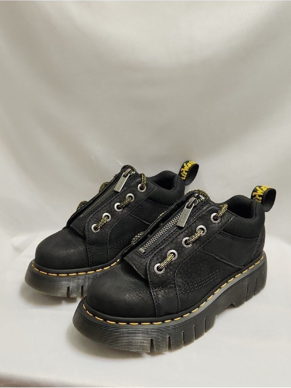Dr. Martens Woodard Lo Zip Black Leather Shoes (W Size 5) - Picture 4 of 12